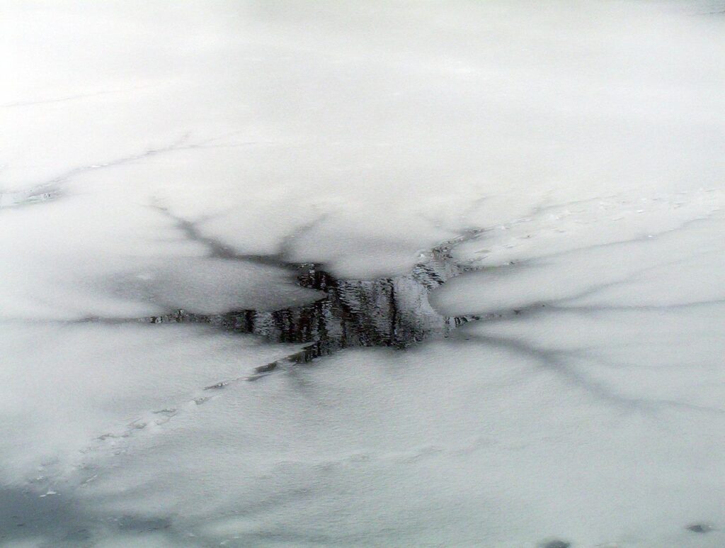 穴の画像